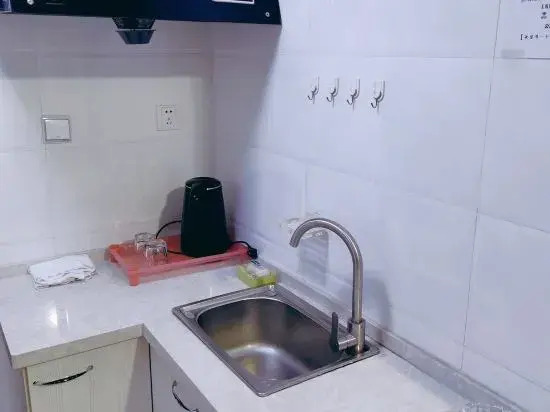 Хуньчунь: Tianhong Apartment
