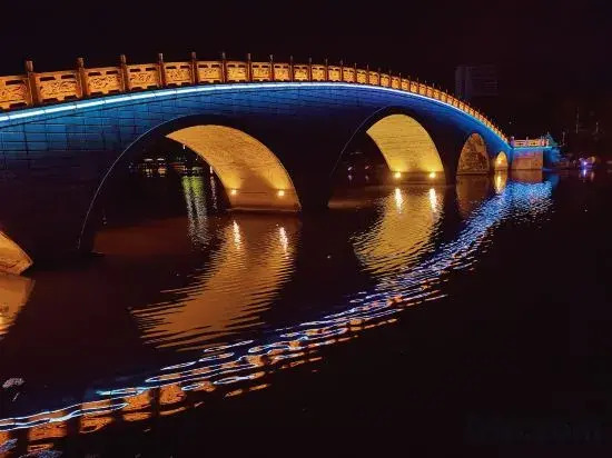 Хуньчунь: Tianhong Apartment