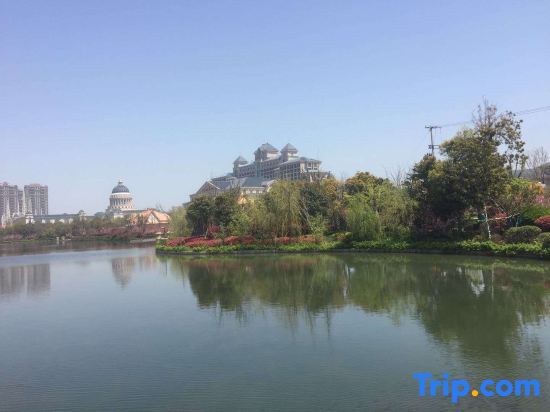 Qidong Warm House Apartment Hotel — фото 1
