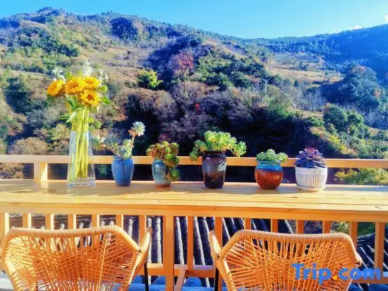 Дали: Chimuyoujie Homestay