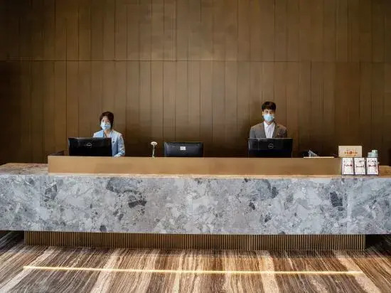 Юйлинь: Ufun Hotel (Luchuan High Speed Railway Station Shop)