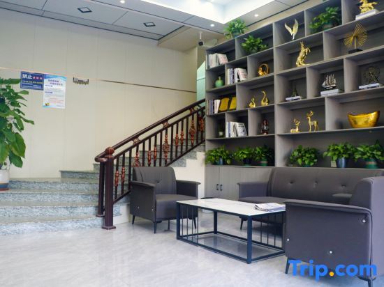 Шаньтоу: Puning HuiTaiyuan Business Apartment