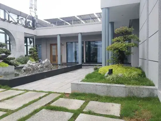 Цзюцзян: Country Inn & Suites by Radisson, Jiujiang BALIHU International Automobile City