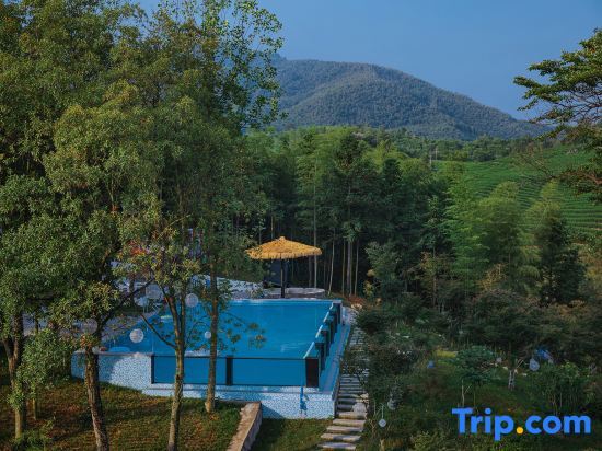 Хучжоу: Anji Zheyunju Village Hot Spring Hotel