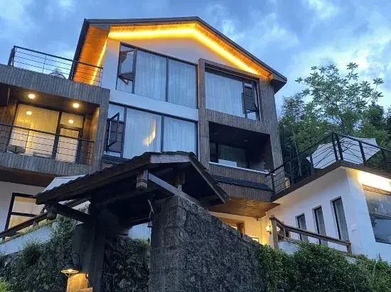 Наньчан: Meiling Nanping Ancient Village Mountain and Shanshe Homestay