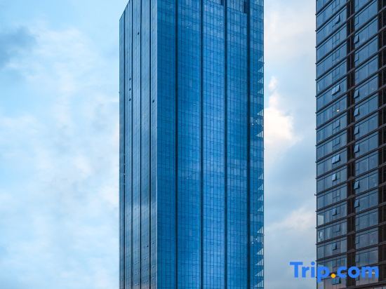 Hilton Huanpeng Hotel in Nanjing Qilin Zhongshan Mausoleum Scenic Area — фото 1