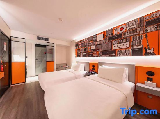 Циндао: Ibis Hotel (Qingdao Xindu Xinkaide Plaza)