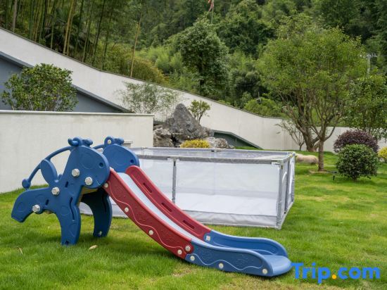 Хучжоу: Anji Wenshan tired late · See mountain view cloud holiday light luxury hotel
