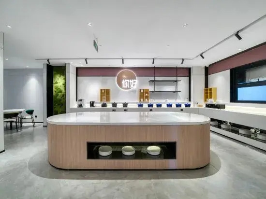 Шаоксинг: Hello Hotel (Zhuji University Town Xinnongdu Branch)