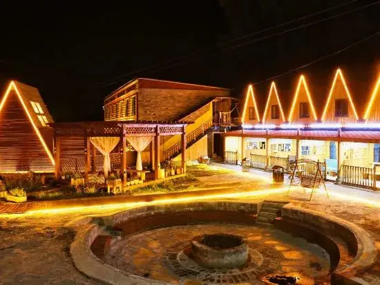 Кандин: Leisure cloud shadow resident hostel