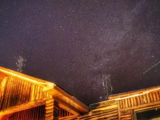 Кандин: Leisure cloud shadow resident hostel