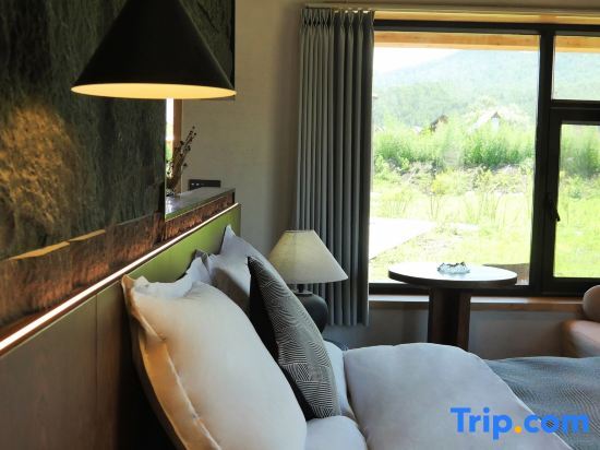 Буркин: Shenshanli Qinghuan Wild Luxury Vacation Homestay (Hemuqiao Store)