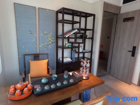 Цзуньи: Renhuai Yidao Sauce & Wine Homestay