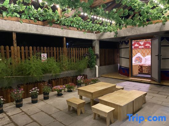 Пекин: Miaofengshan Songpeng Tea House B&B