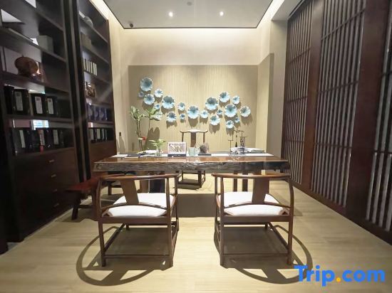 Нинбо: Cixi Parais Hotel Ningbo