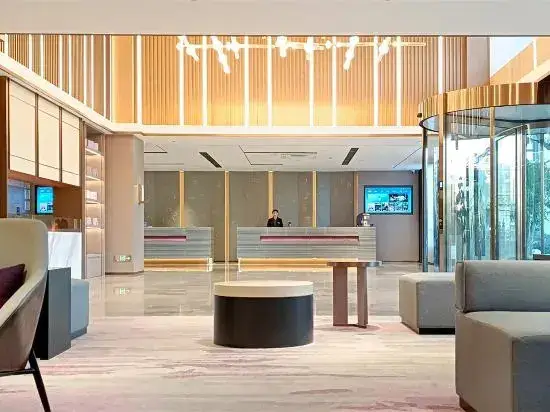 Дали: Lavande Hotel (Heqing Xinhua Branch)