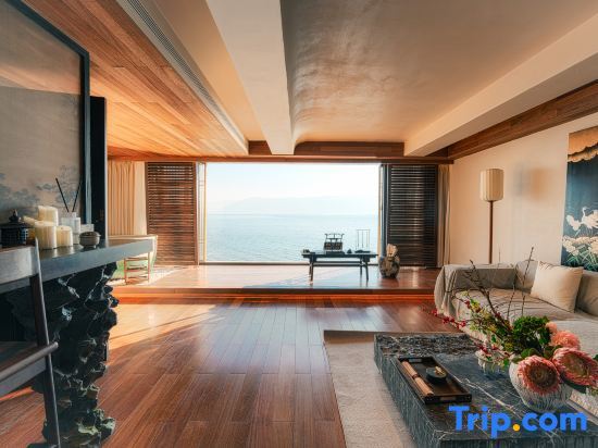Дали: Dali Shangxia Songfeng Seaview Homestay
