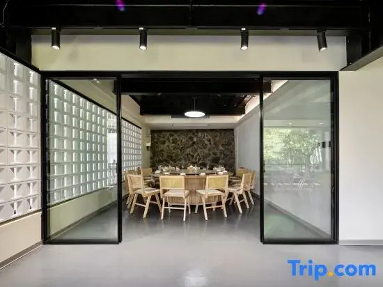 Хучжоу: Zhi Yue·Bamboo Grove | Anji Private Hot Spring Designer Boutique Accommodation