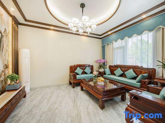 Хучжоу: Anji Xinyutian Yishan Huanjing Holiday Homestay