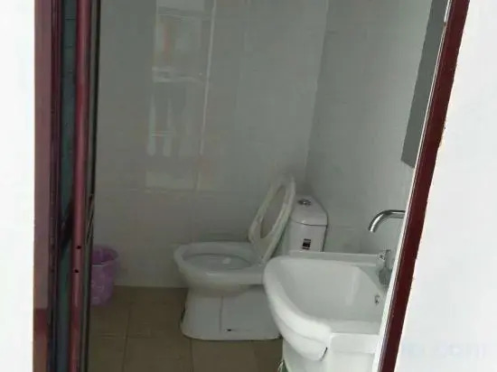 Даньдун: Kuandian Wangjiang Inn