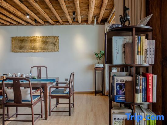 Дали: Seaview Homestay