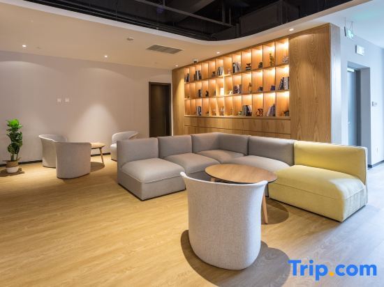 Шанхай: Shanghai Xiaomao Apartment