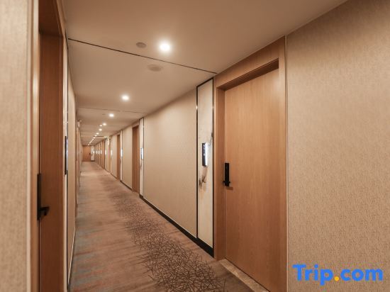 Нанкин: Qingmu Select Hotel (Jurong Baohua Xianlin Avenue Yuanboyuan Branch)