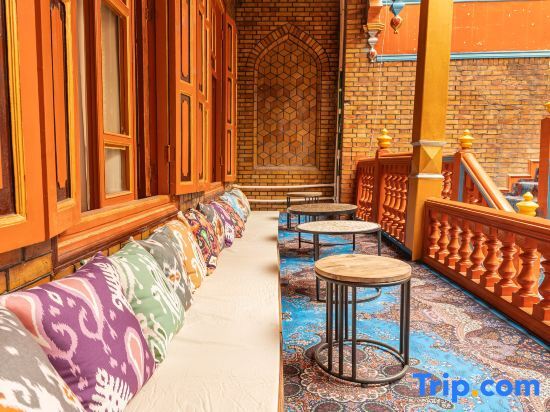 Кашгар: Kashgar Ancient City | Xiaoxiangli · Coffee and Tea · Worry Relieving Art Homestay
