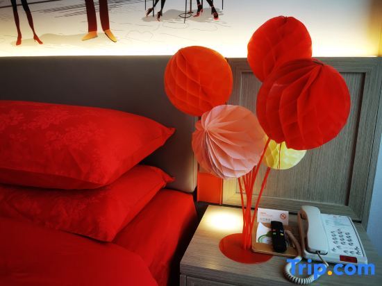 Фошань: WeiYeNa3HaoHotel(FoShanSanShuiLuBaoHotel)