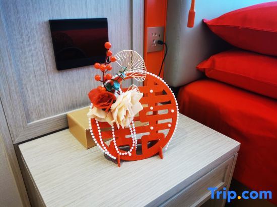 Фошань: WeiYeNa3HaoHotel(FoShanSanShuiLuBaoHotel)