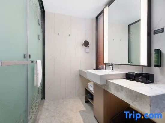 Цзюцзян: Hampton by Hilton Jiujiang Changhong Revenue