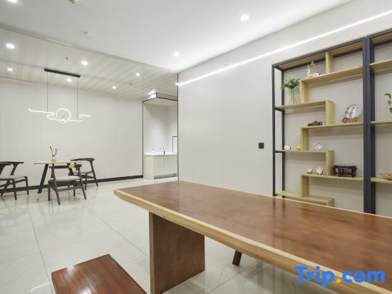 Нинбо: Yi Yue Hotel Apartments