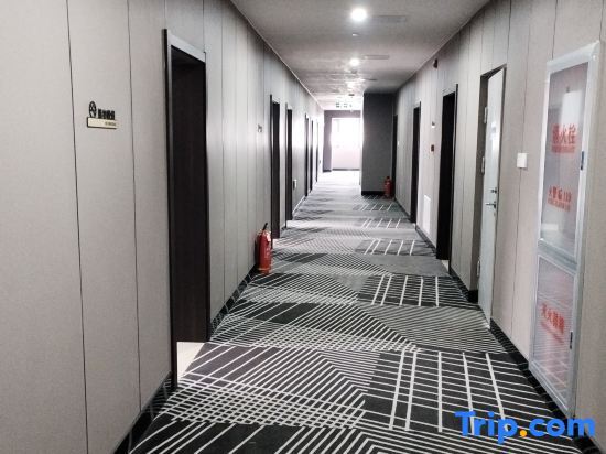 Пекин: Beijing Huajie Juyuan Express Hotel