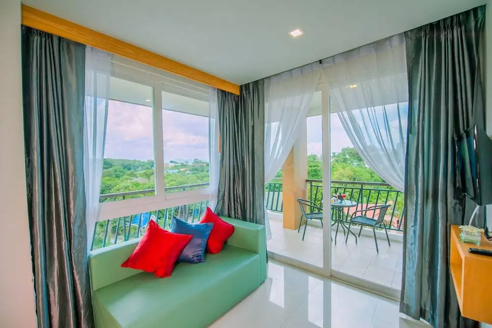 Муанг: The Jasmine Nai Harn Beach Resort And Spa