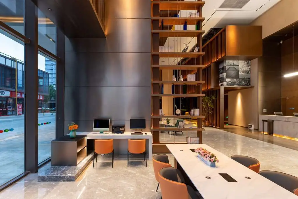 Нанкин: Hampton by Hilton Nanjing Jiangning Qilin
