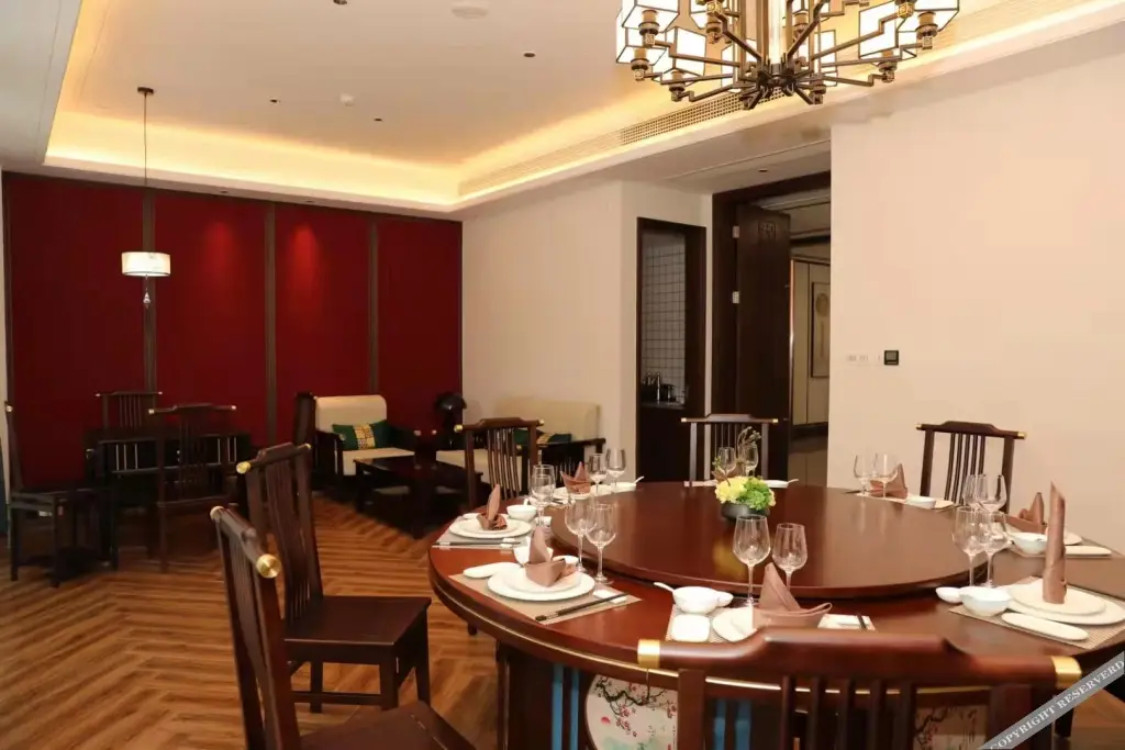 Нанкин: Hampton by Hilton Nanjing ZhushanRoad