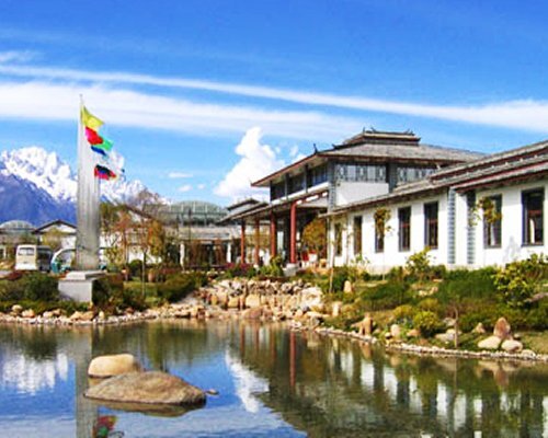 Lijiang Runner Platinum Mansion Resort — фото 1