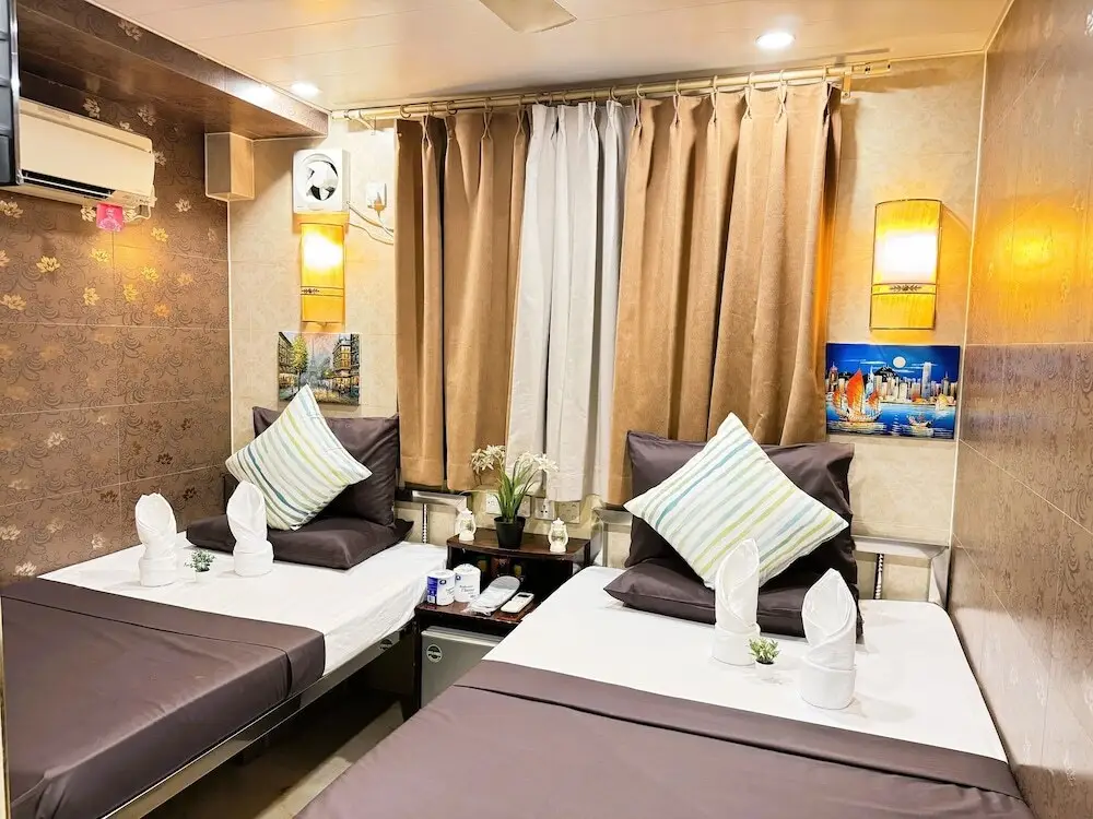 Гонконг: New International Guest House