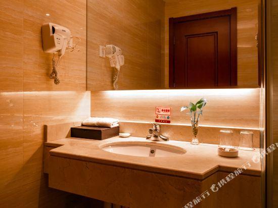 Western Airport Aviation Hotel (Xining Airport) — фото 1