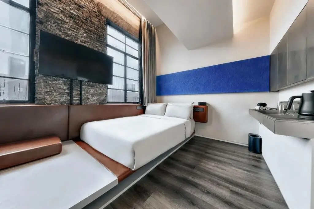 Шанхай: ZHotel The Somekh Building