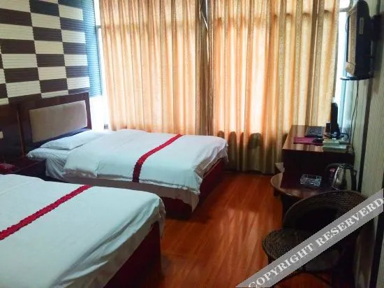 Цзуньи: Zunyi Fashion Business Hotel