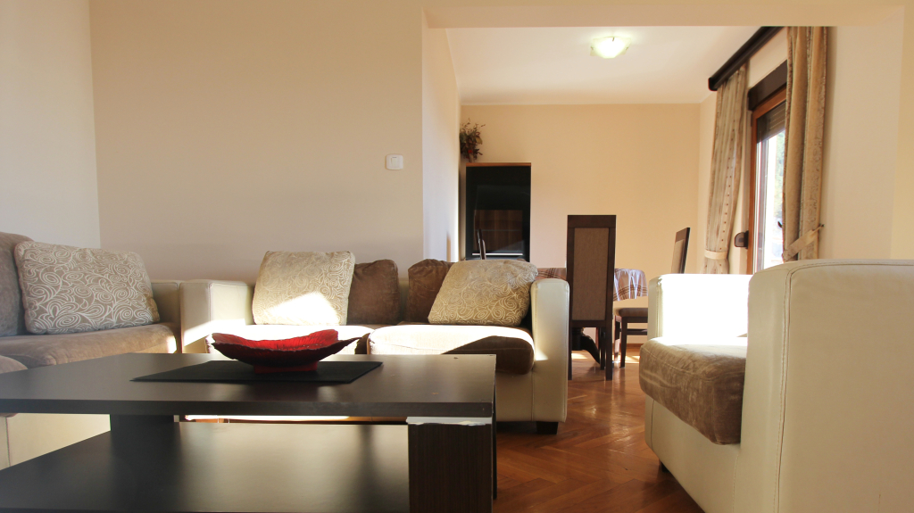 Будва: Квартира Sunny Three Bedroom
