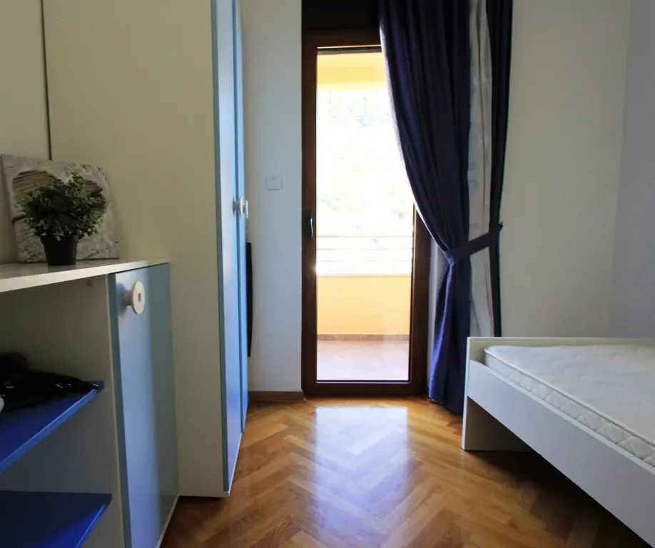 Будва: Квартира Sunny Three Bedroom