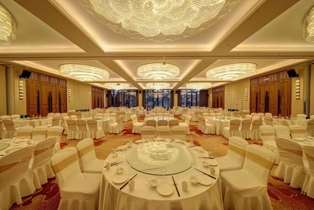 Наньчун: Howard Johnson by Wyndham Yilin Hotel Guangan