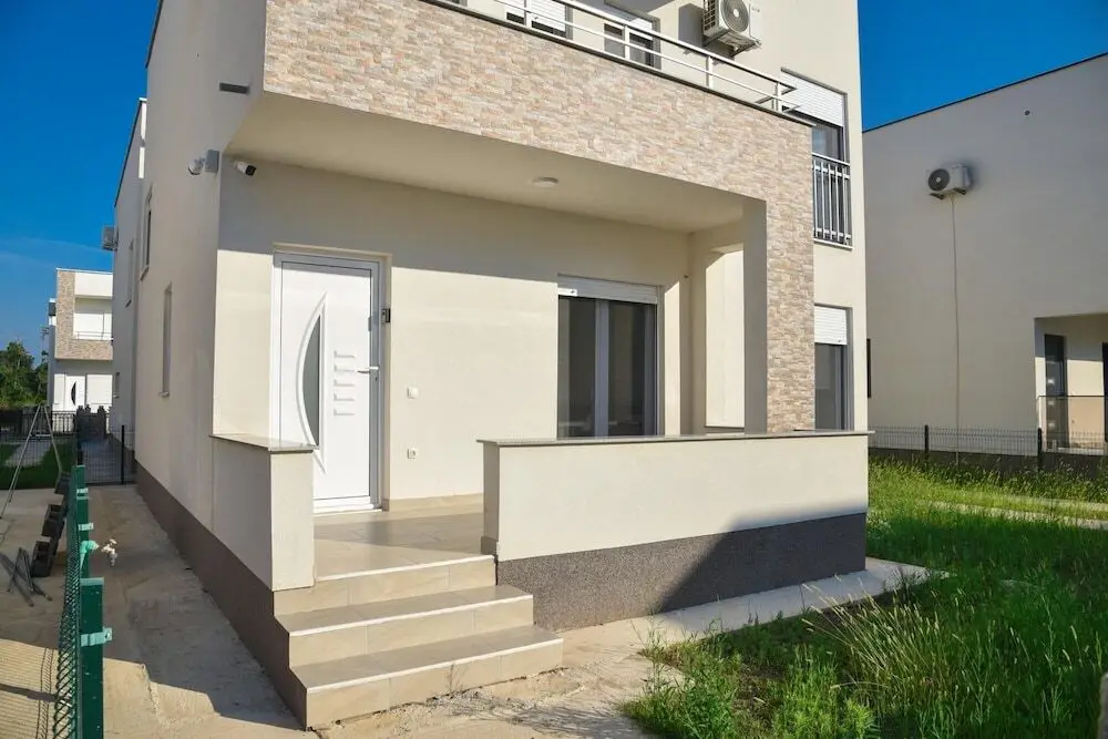 Villa w Garden Balcony 8 min to Ulcinj Long Beach — фото 1