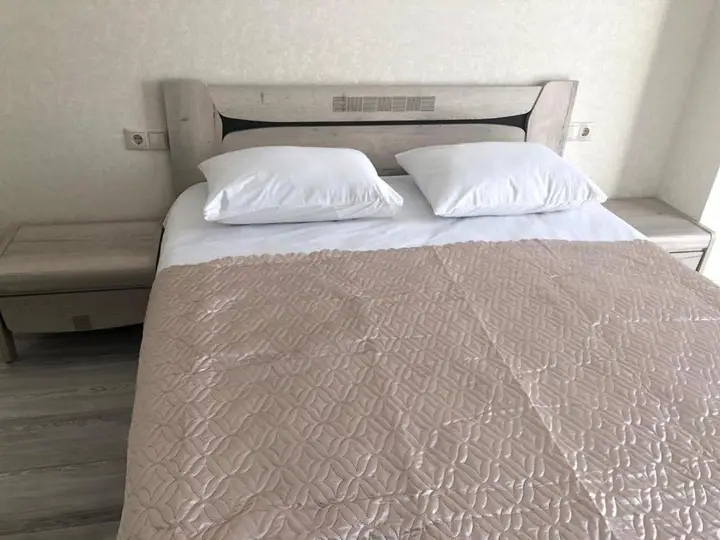 Сочи: Apartment Nizhneimeretinskaya 143