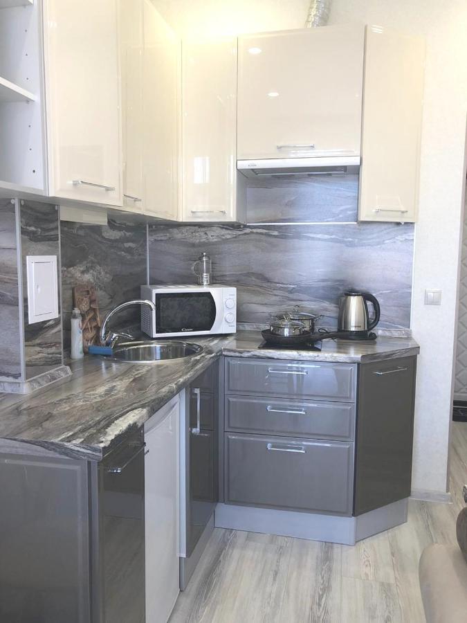 Сочи: Apartment Nizhneimeretinskaya 143
