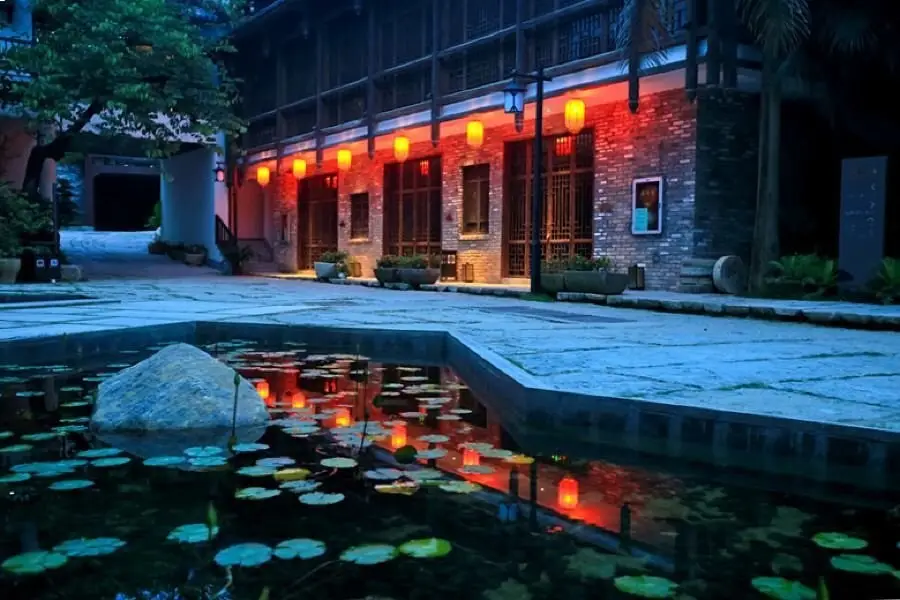 Overseas Chinese Town Phoenix Hakka Hotel (Gankeng Ancient Town Shop) — фото 1