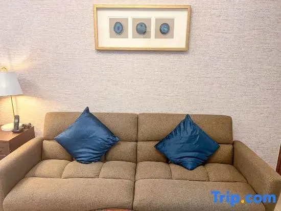 Дубай: Cosmos Living Luxurious Studio Near Dubai Marina