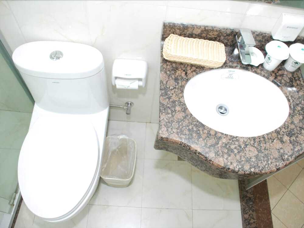 Тяньцзинь: GreenTree Inn Tianjin Heping Road Department Store Shell Hotel